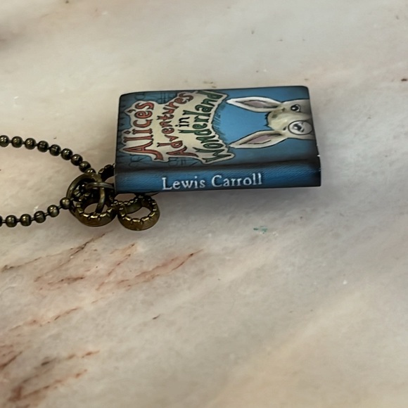 Alice in Wonderland book bronze link‎ chain necklace - Picture 5 of 8